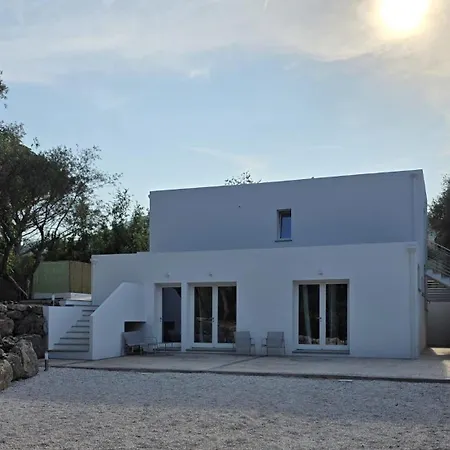 Domo De Maria Guest house *