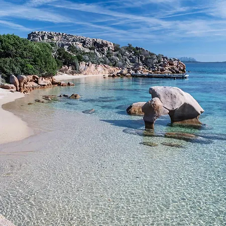 Domo De Maria Gæstehus San Teodoro (Sardinia)